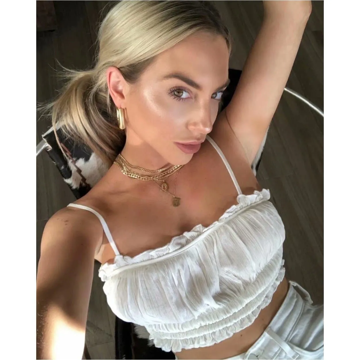 CAMIS RUCHED WHITE CROP TOP