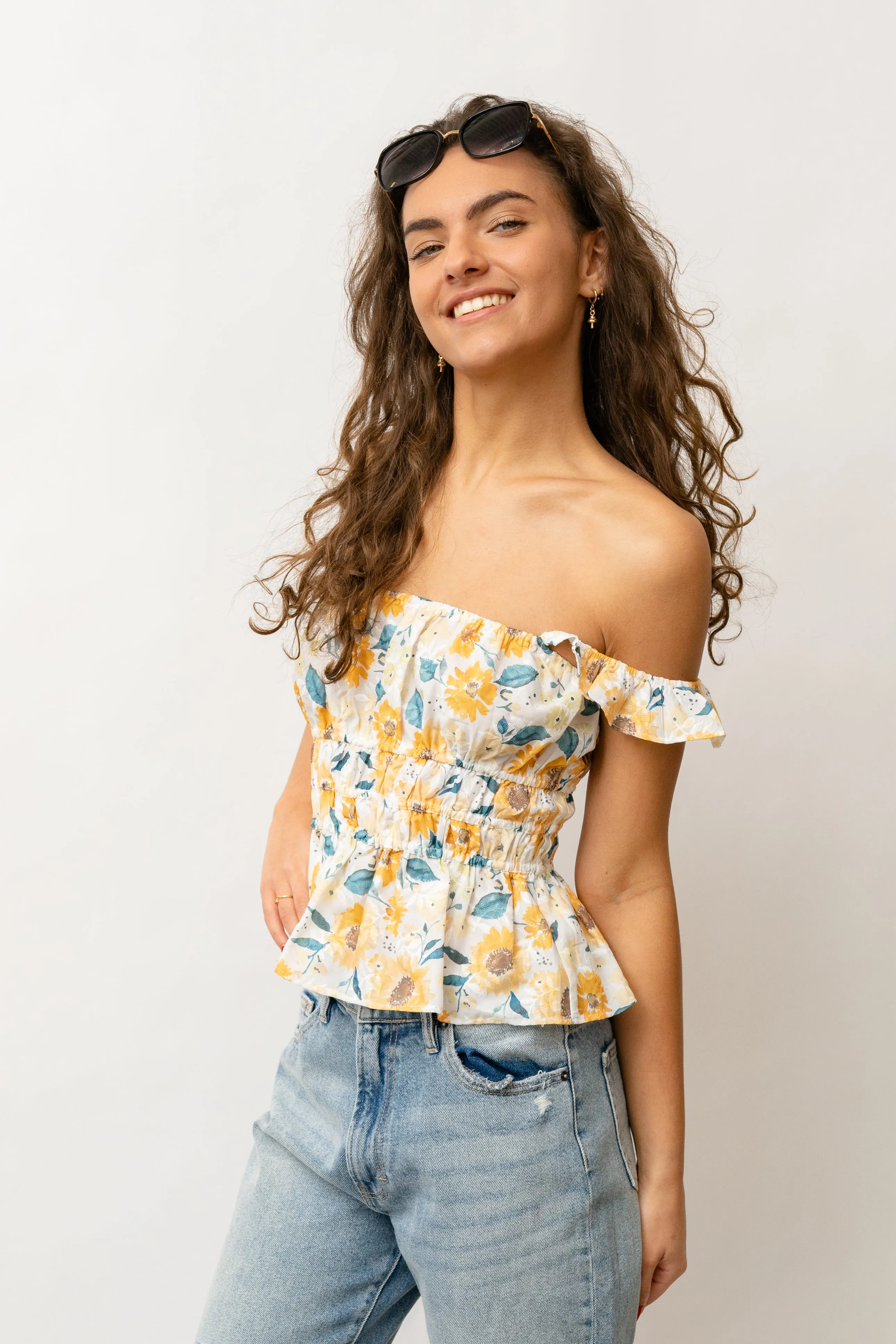 FLORAL FLUTTER TOP