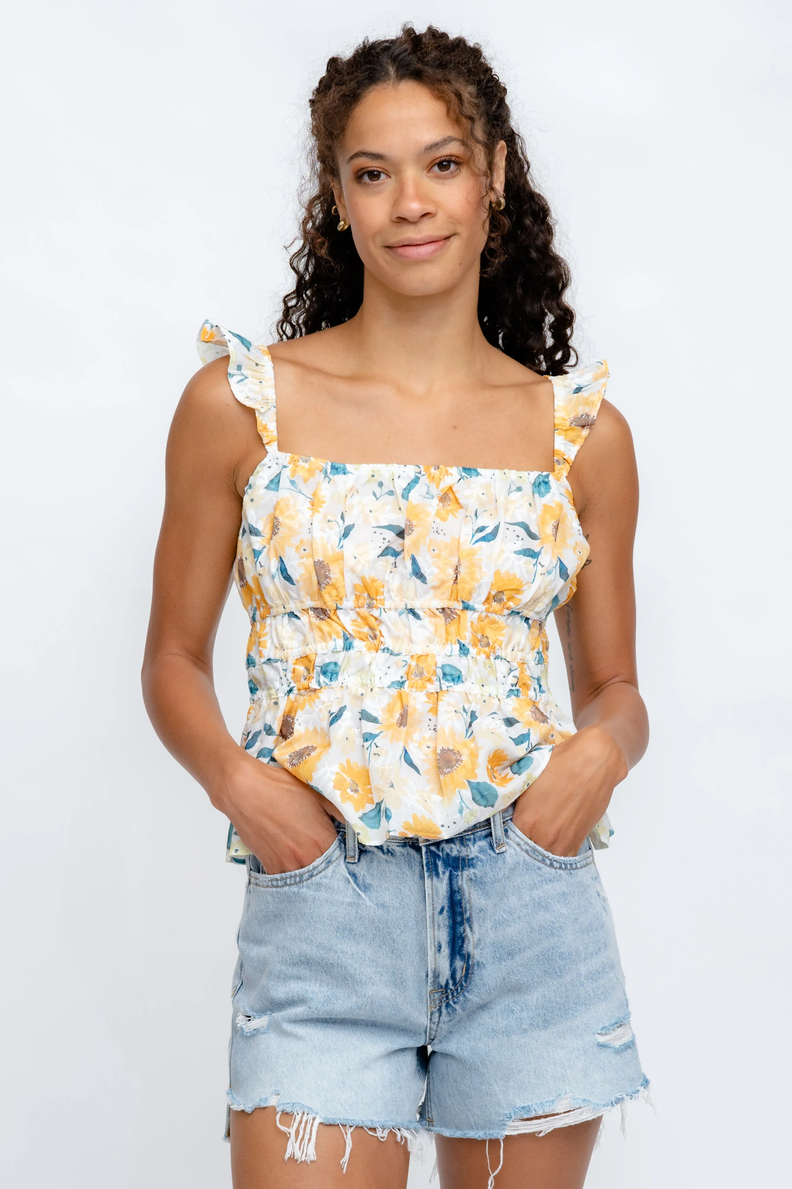 FLORAL FLUTTER TOP