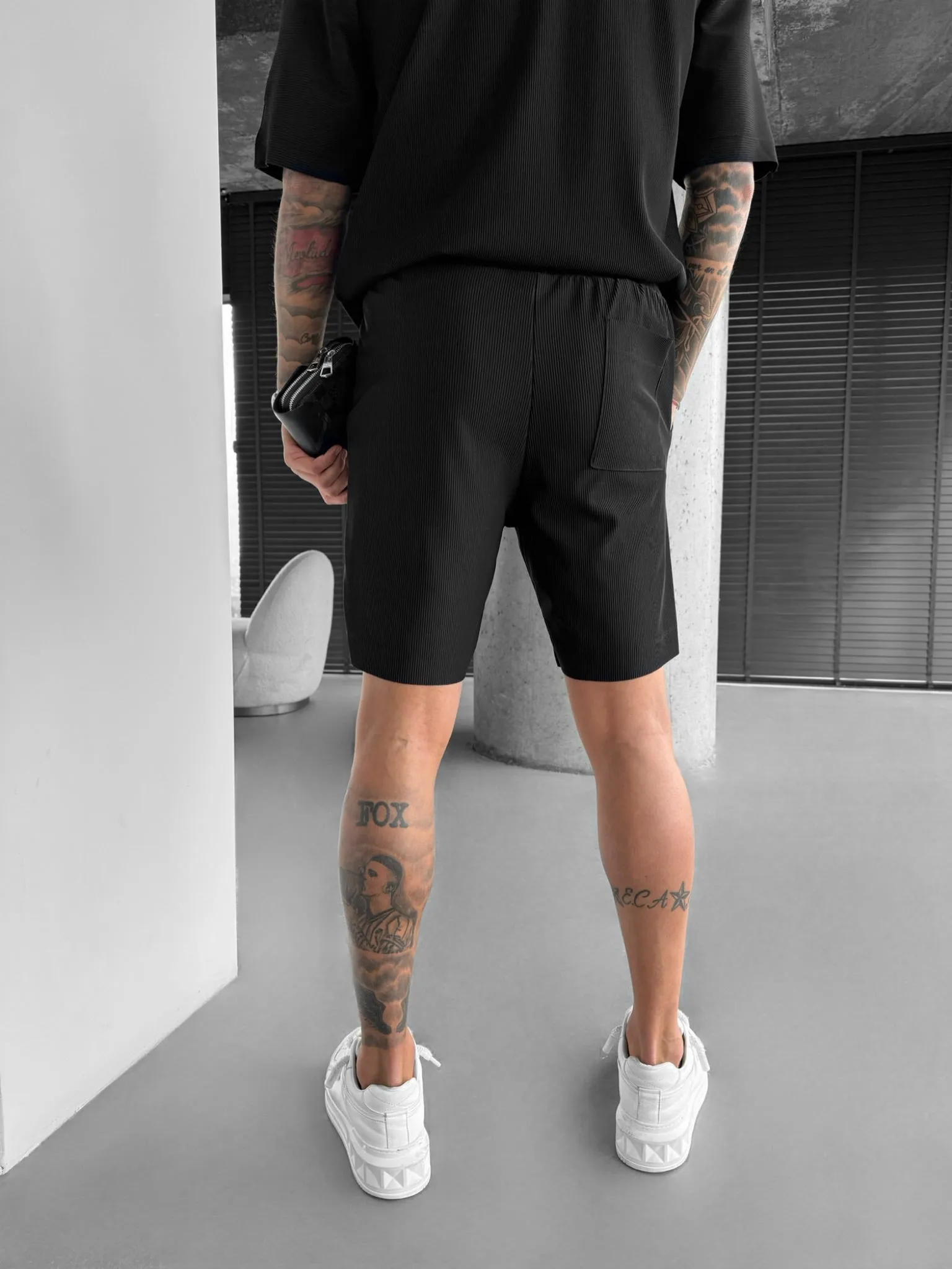 Loose Fit Seam Knit Shorts - Black