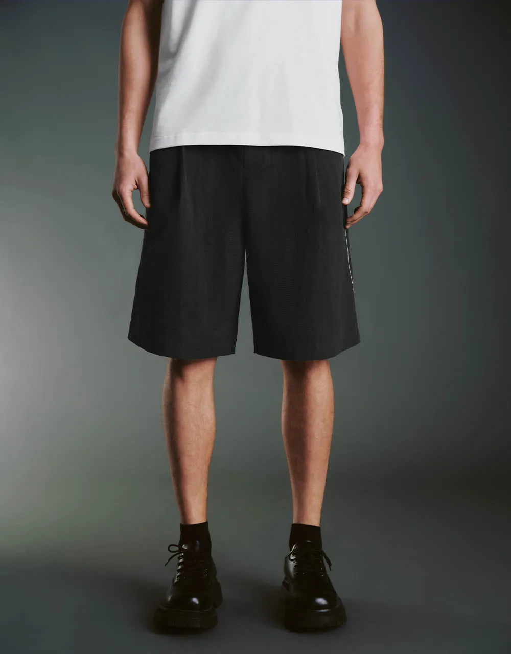 Loose Straight Shorts
