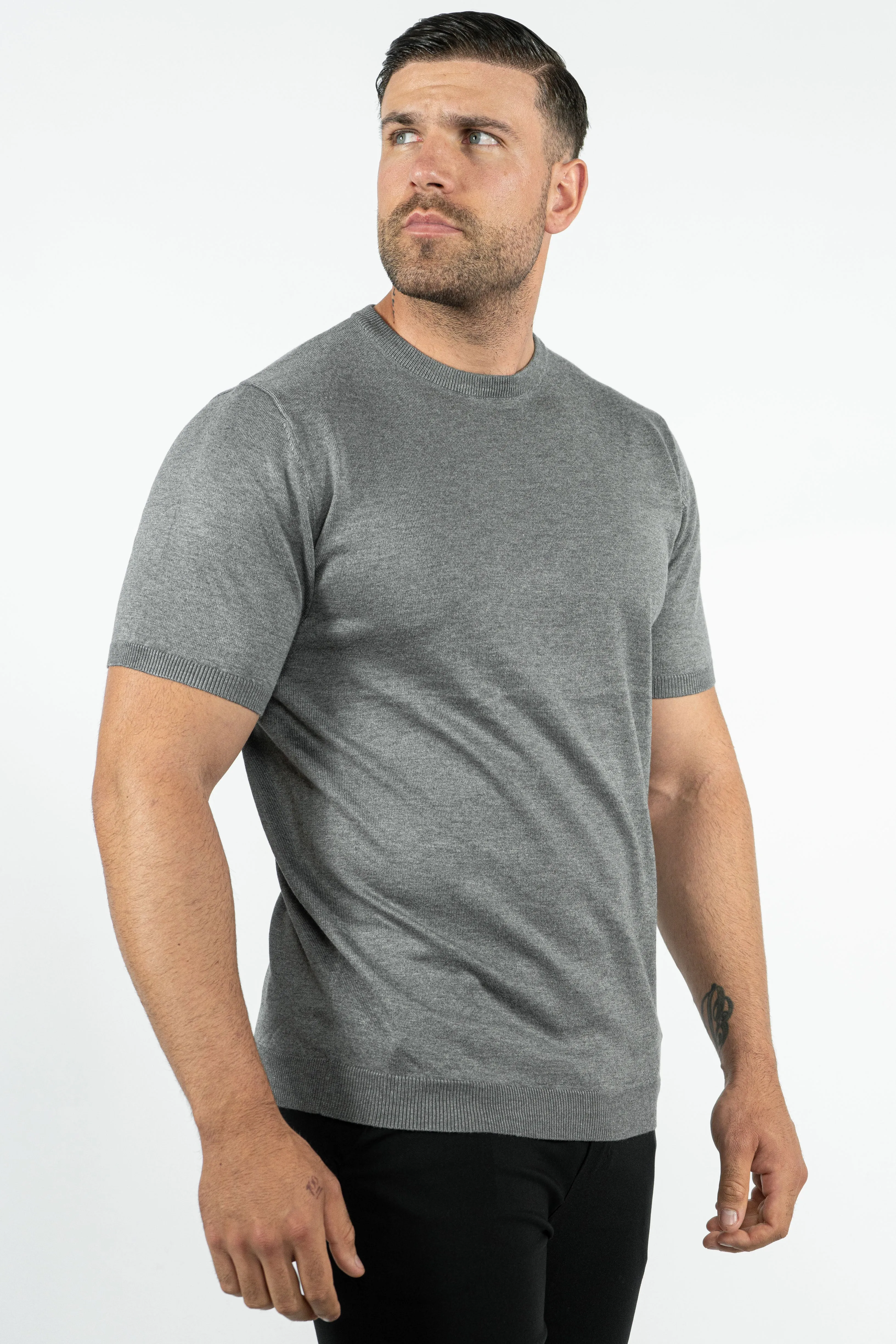 THE LUCA - KNITTED SLIM FIT T-SHIRT