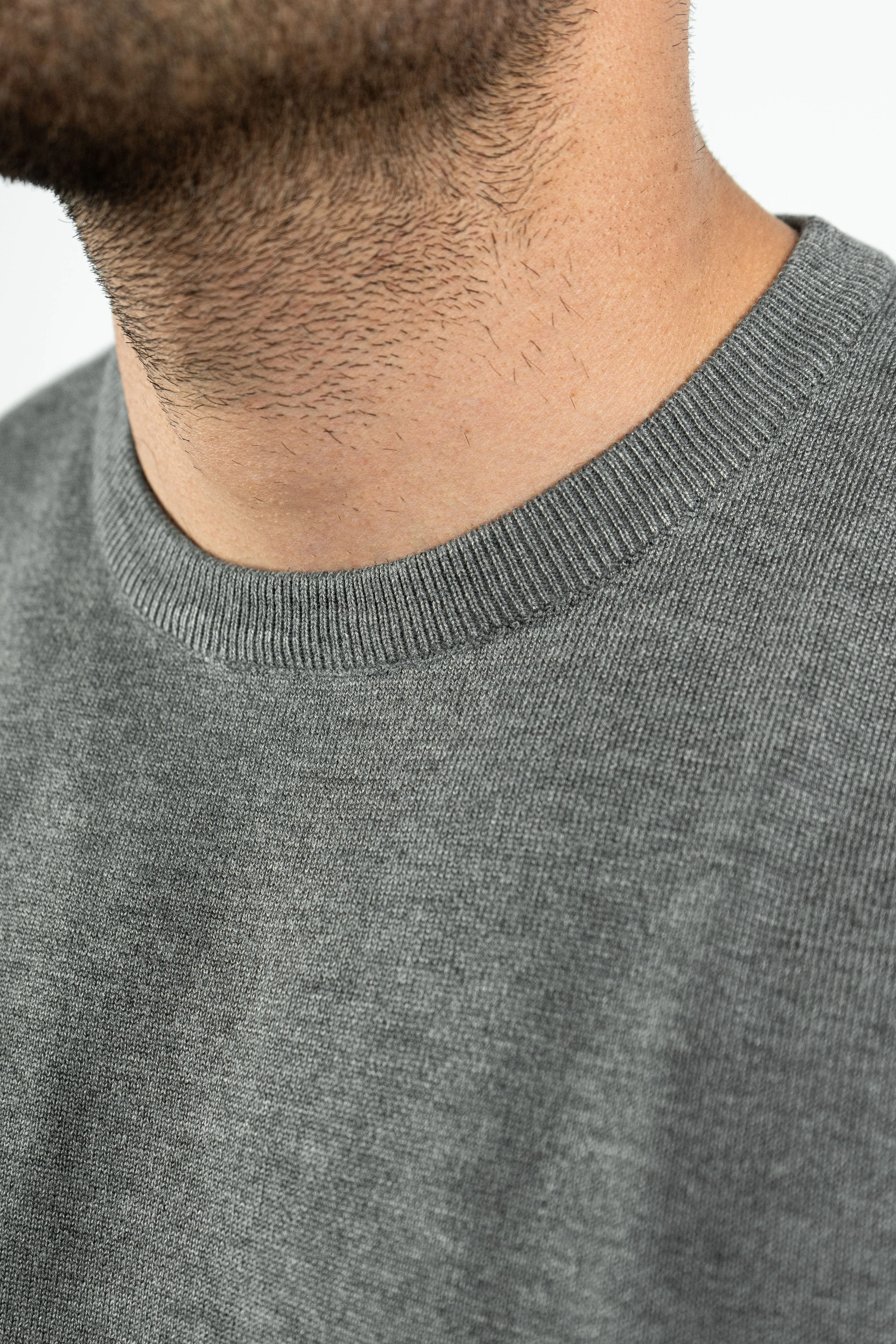 THE LUCA - KNITTED SLIM FIT T-SHIRT