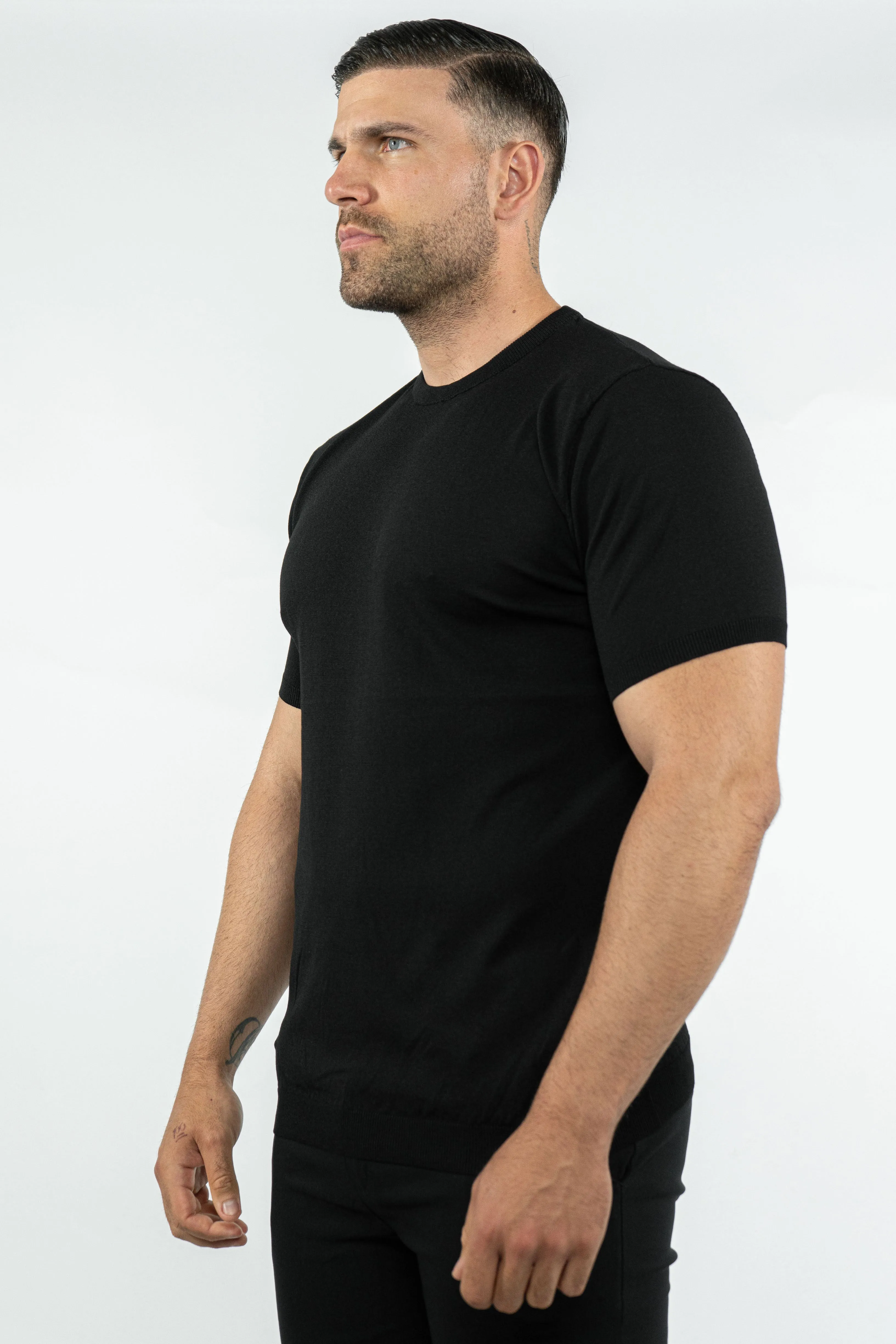 THE LUCA - KNITTED SLIM FIT T-SHIRT