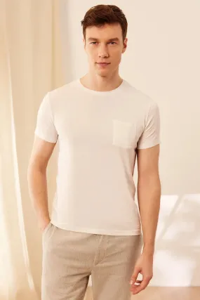White Fersatile Short Sleeve Round Collar & More Natural Modal Men's Pocket T-Shirt